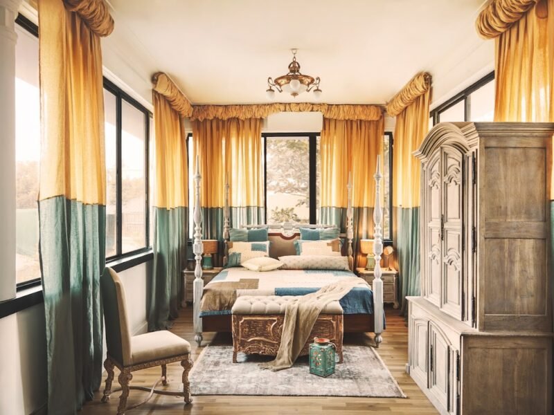 Bouteak - Crafted decor